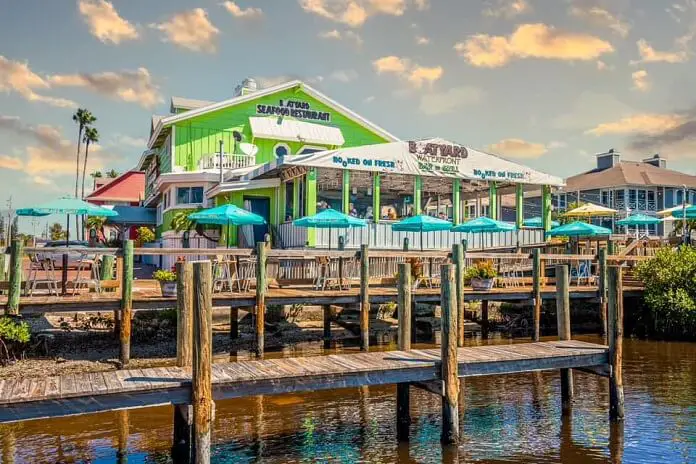 The Boatyard Waterfront Bar and Grill