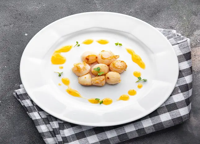 Seared Scallops in Naples Restaurants on the Water